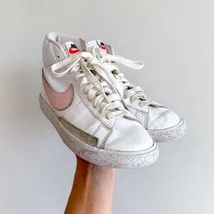 Nike Blazer Mid '77 Athletic High Top Sneakers White Pink 5.5